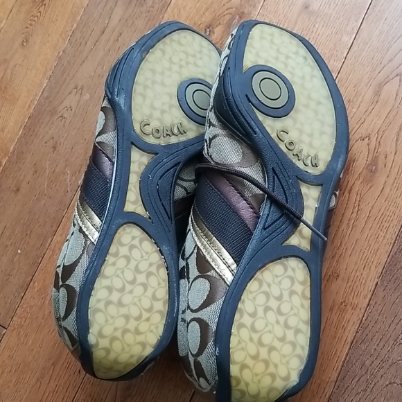 SOLD Coach shoes - Picture 4 of 8